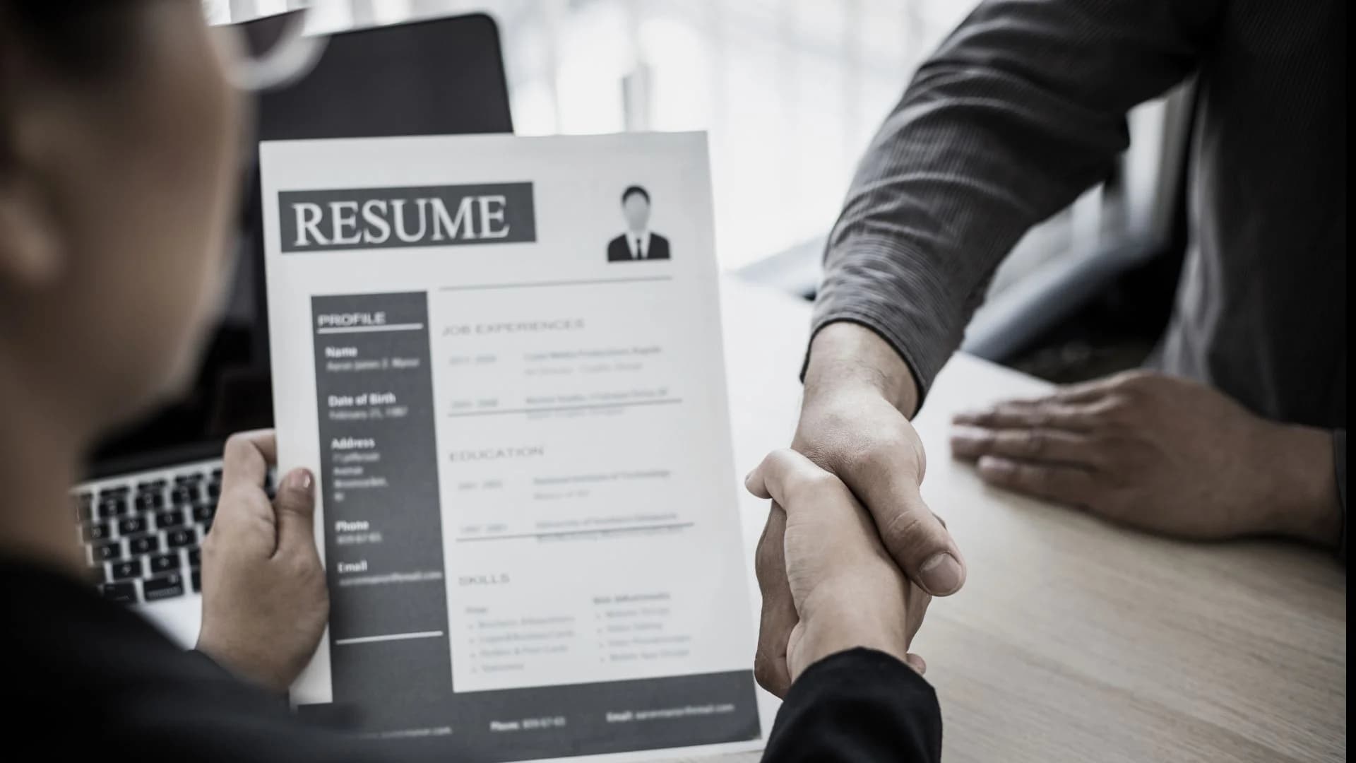 Hiring Independent Contractors: Legal Guide for Business